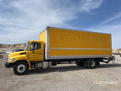 2019 Hino 268 4x2 Furgoneta caja cerrada