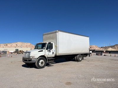 2015 International 4300 4x2 Van Truck