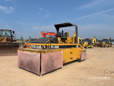 2006 Cat PS360C 7 Wheel Rullo pneumatico