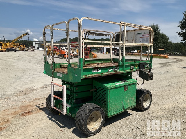 ELEVADOR TIJERA 2015 JLG 260MRT