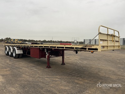1988 Barker 12.4 m Tri/A Flatbed Trailer