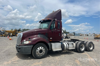 2014 International ProStar 6x4 Cabeza Tractora Cabina Dormitorio