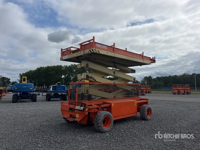 2008 Holland Lift Q135EL24 Electric Scissor Lift
