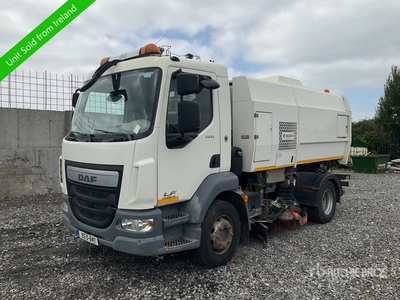 Scarab on 2015 DAF LF55.220 Sweeper Truck