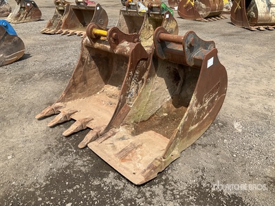 Quantity of (2) Digging Excavator Bucket