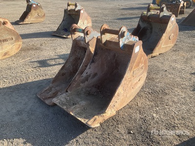 Quantity of (2) Digging Excavator Bucket