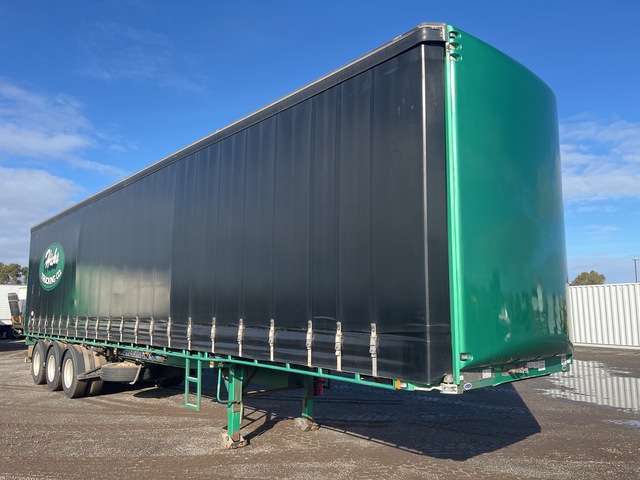 2016 MaxiTrans 13.5 m Tri/A Tautliner Trailer