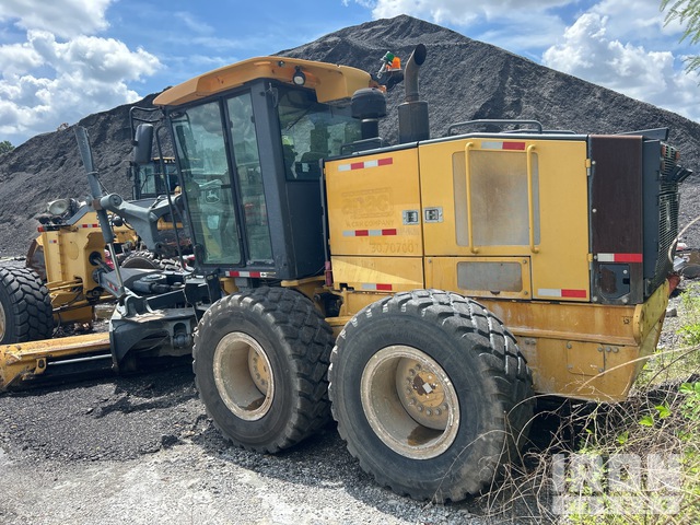 MOTOCONFORMADORA JOHN DEERE 772G 2011