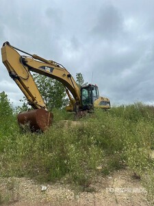 2003 Cat 330CL Tracked Excavator (Inoperable)