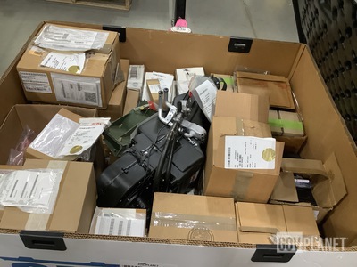 (101) Gaskets, (9) Seat Valves, (8) Valve Stems & Assorted Items