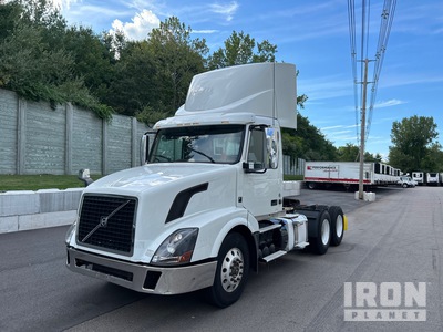 2016 Volvo VNL64T300 6x4 Day Cab Truck Tractor