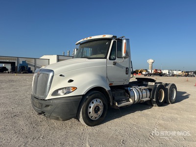 2015 International Prostar 6x4 تراكتور شاحنة نهارية (ثنائية المحور)