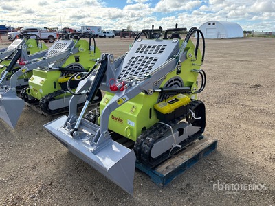 2025 STARVOX SV-480 Mini Compact Track Loader (Unused)