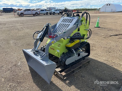 2025 STARVOX SV-480 Mini Compact Track Loader (Unused)