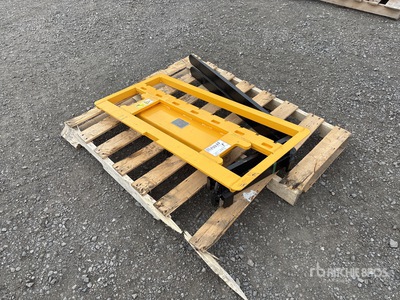 2025 STARVOX SV-CPF36 36 in Mini Skid Steer Forks (Unused)