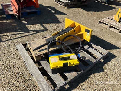 2025 STARVOX SV-11-10T Skid Steer Breaker (Unused)