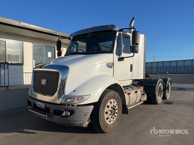 2009 Cat CT 700 6x4 تراكتور شاحنة نهارية (ثنائية المحور)