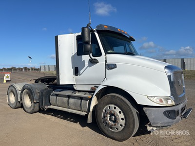 2009 Cat CT610 6x4 Day Cab Truck Tractor