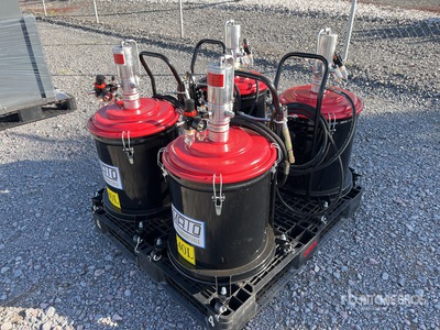 Quantity of (4) 2025 Mato Lote de Bombas de Grasa (Sin Usar) / Pneumatic Grease Pump Werkzeugkiste (Unused)