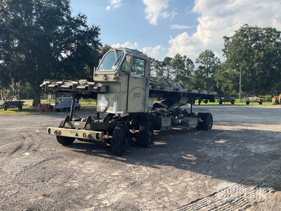 Southwest Mobile System A/S32H-5 Aircraft Cargo Loader
