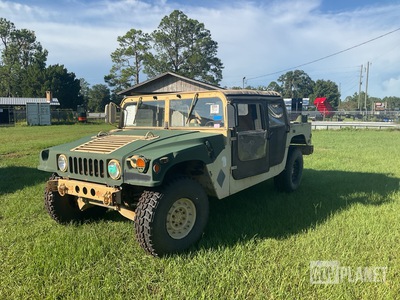 2006 AM General M1097R1 HMMWV 4 Door Soft Top w/Truck Body