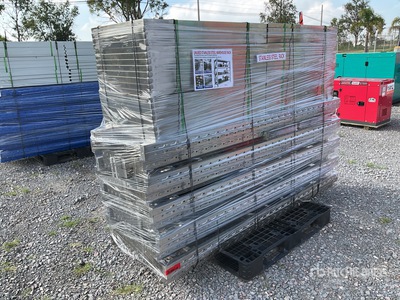 Quantity of (5) 2025 Lote de Estantes de Acero Inoxidable (Sin Usar) / Stainless Steel رف التخزين (Unused)