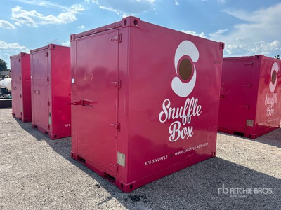 2003 8 ft Storage Container