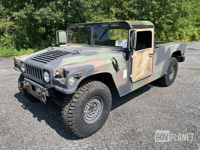 2004 AM General M1097A2 HMMWV 2 Door Soft Top w/Truck Body