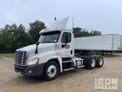 2019 Freightliner Cascadia 125 6x4 T/A Day Cab Truck Tractor