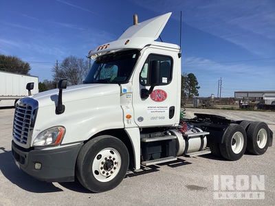 2019 Freightliner Cascadia 125 6x4 Day Cab Truck Tractor