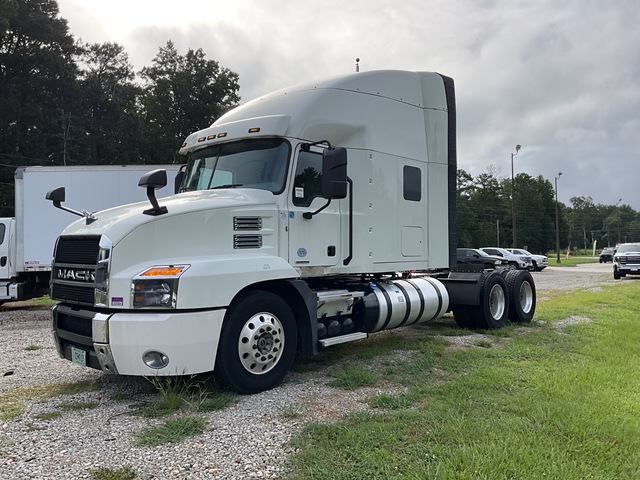 2020 Mack AN64T 6x4 T/A Sleeper Truck Tractor