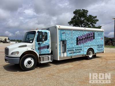 2019 Freightliner M2 106 4x2 8 Bay Getränkewagen