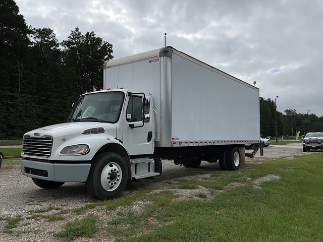 2018 Freightliner M2 106 4x2 Van Truck
