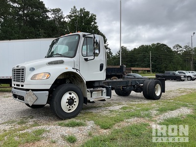 2017 Freightliner Business Class M2 4x2 Cab and Chassis