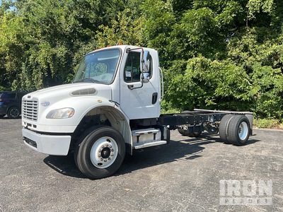 2018 Freightliner M2 106 4x2 Cabine et châssis