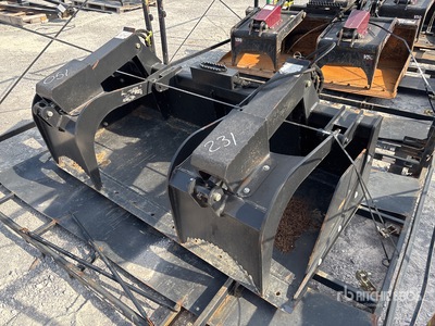 Star Industries 72 in Skid Steer Grapple Bucket