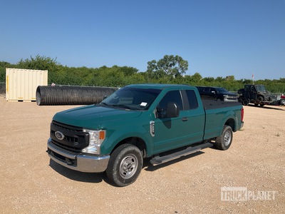 2021 Ford F-250 XL 4x2 Extended Cab Pickup
