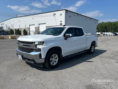 2019 Chevrolet Silverado 1500 4x4 Crew Cab Pickup