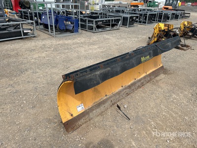 Meyer 8 ft 4 in 2 Way Pala para nieve