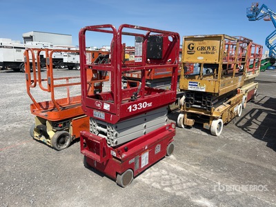 2018 MEC 1330SE Electric Scissor Lift