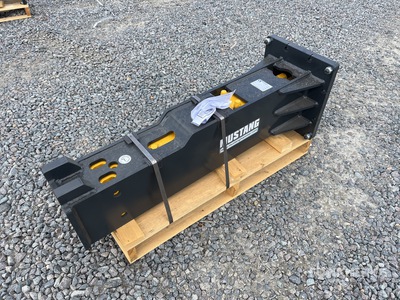 2025 Mustang HM1002 Hydraulic Breaker (Unused)