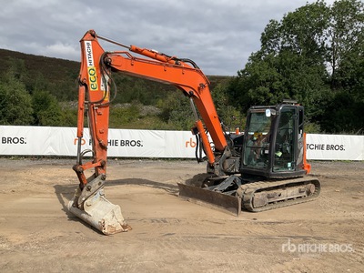 2019 Hitachi ZX85USB-6 حفارة بجنزير