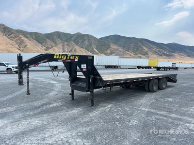 2010 Big Tex 25 ft T/A Gooseneck Equipment Trailer