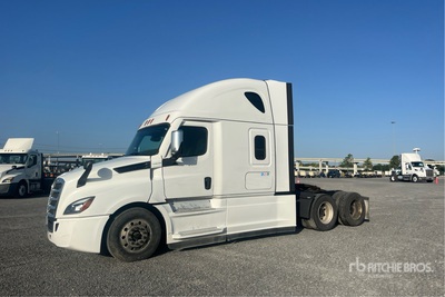 2020 Freightliner Cascadia 126 6x4 T/A Sleeper Truck Tractor