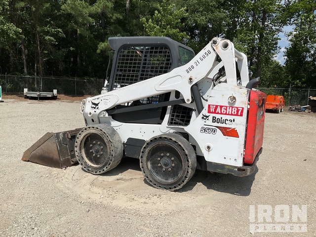 MINI CARGADOR SOBRE RUEDAS 2018 BOBCAT S570