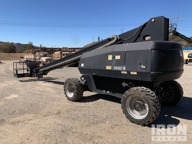 ELEVADOR TELESCóPICO 2018 JLG 4WD 800S