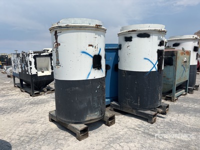 Quantity of (3) Pallets of Grease Tote