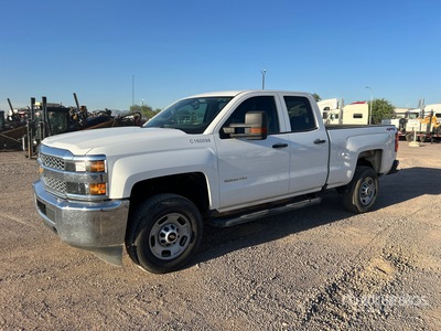 2019 Chevrolet Silverado 2500HD 4x4 Crew Cab Pickup
