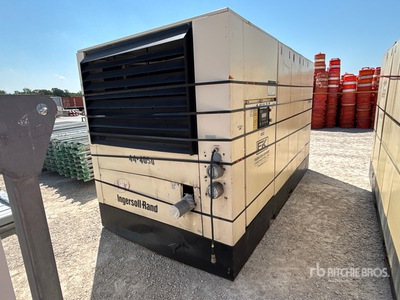 2003 Ingersoll Rand SSR-EP300 1202 cfm Skid-Mounted Electric Air Compressor