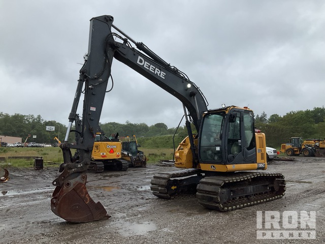 EXCAVADORA 2012 JOHN DEERE 135G